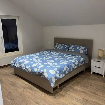 Lici Gospodarstwo wiejskie *