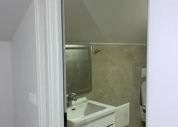 Lici Gospodarstwo wiejskie Linze